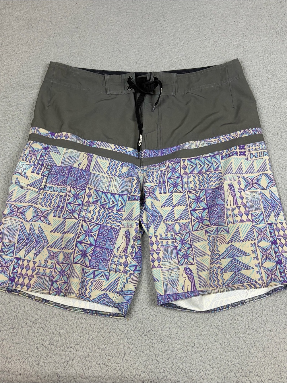 Hinano Tahiti Board Shorts Men's 36 Shorts Swim in Gray and Purple Beach Surf